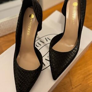 SHEIN Black Textured Heels